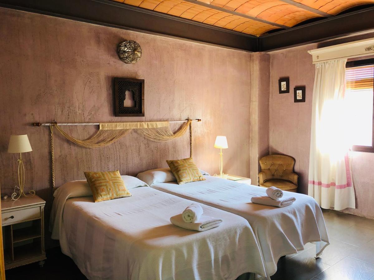 Hotel Finca Aldabra Pinos Genil Εξωτερικό φωτογραφία
